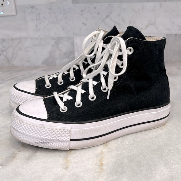 CONVERSE Chuck Taylor All Star Women’s Black & White Platform High-Top Sneakers - Picture 3 of 11